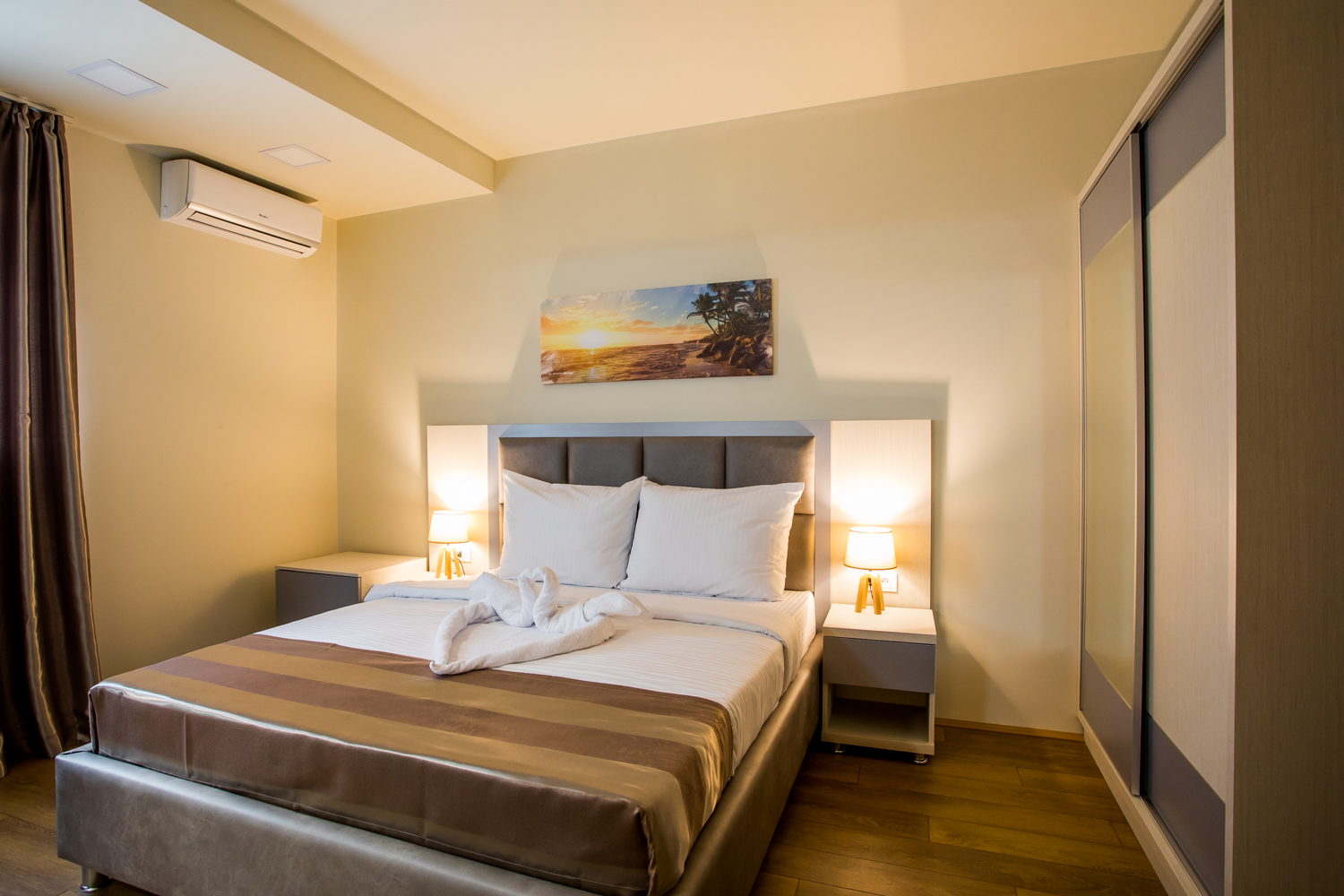 Deluxe Room Double/Twin Mountain View 2