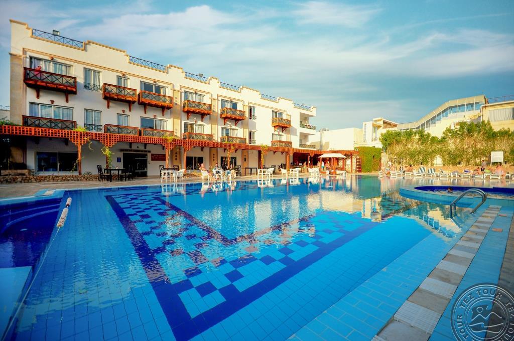 Falcon Naama Star