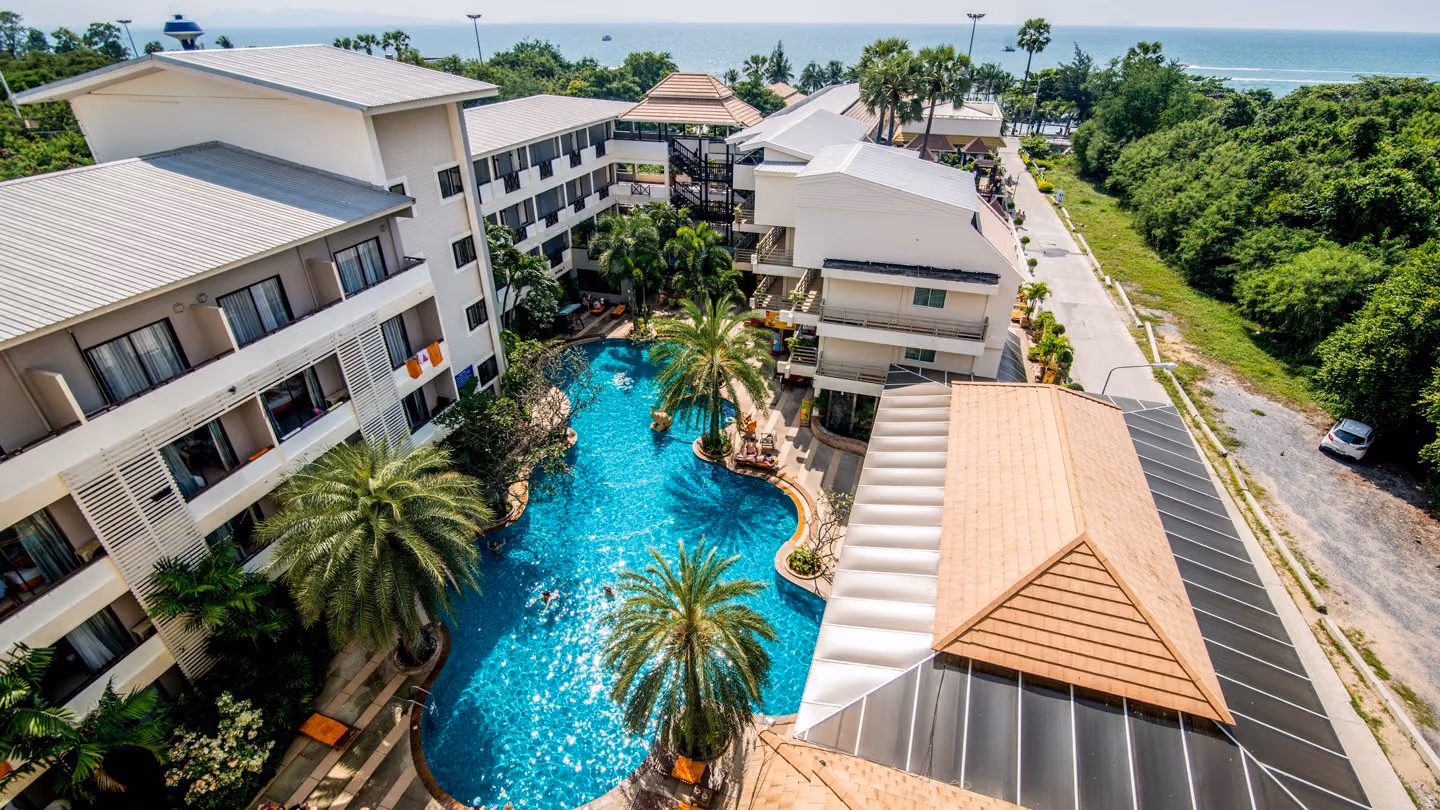 Sea Breeze Jomtien Resort 2