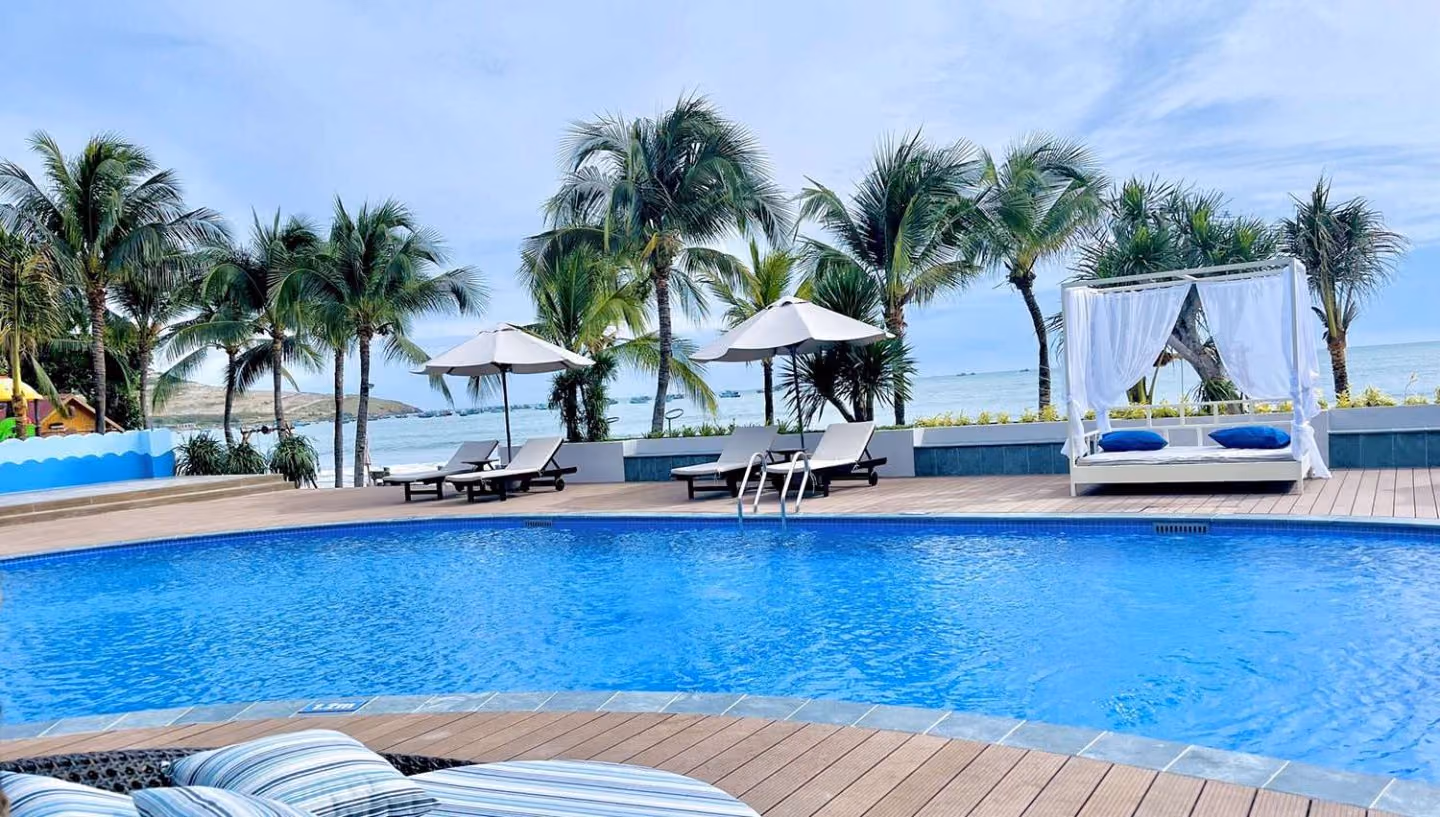 Hon Rom 2 Resort 4