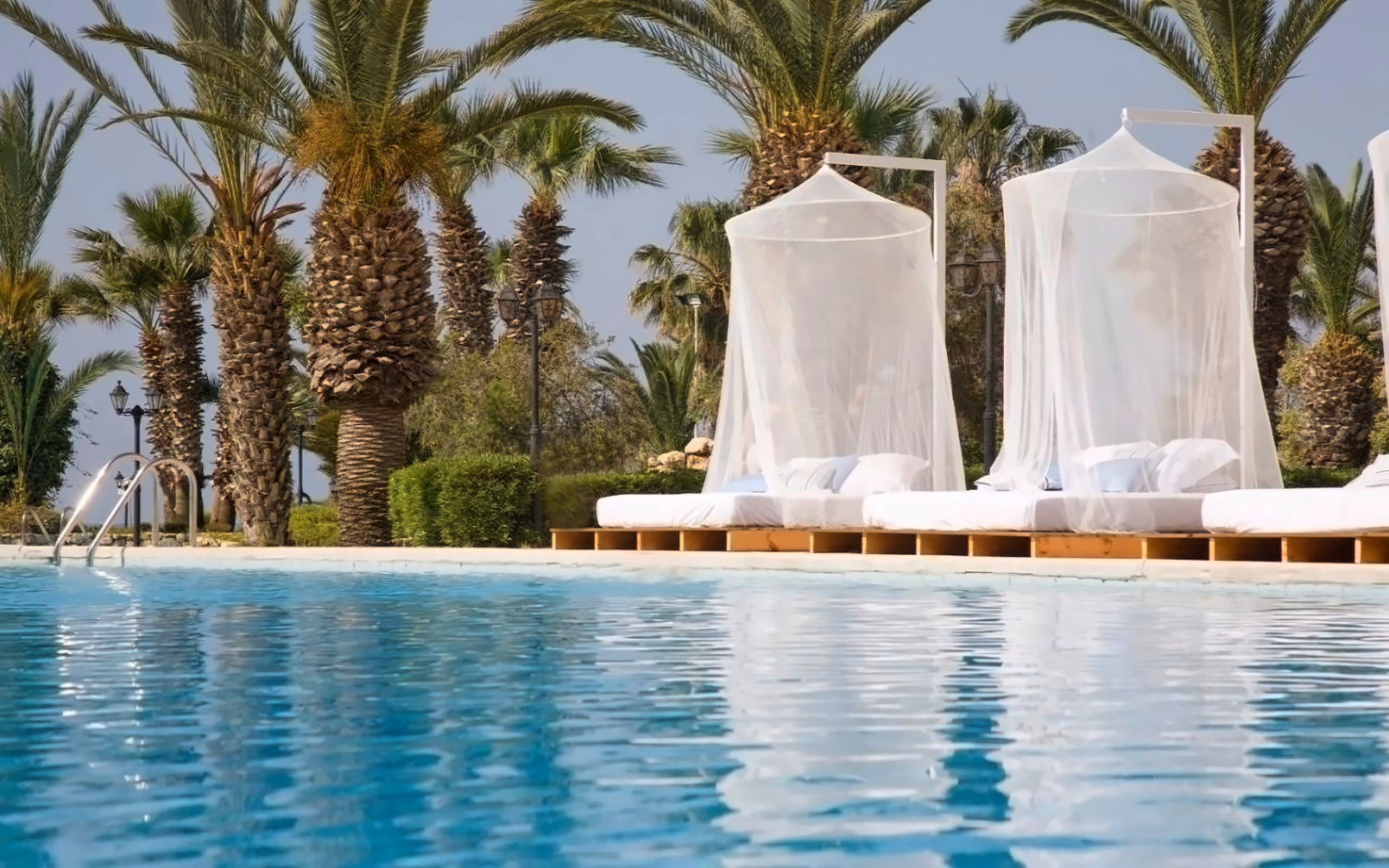 Sandy Beach Hotel 5