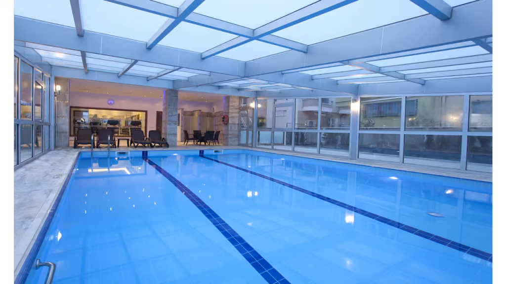 Riviera Hotel & Spa 6