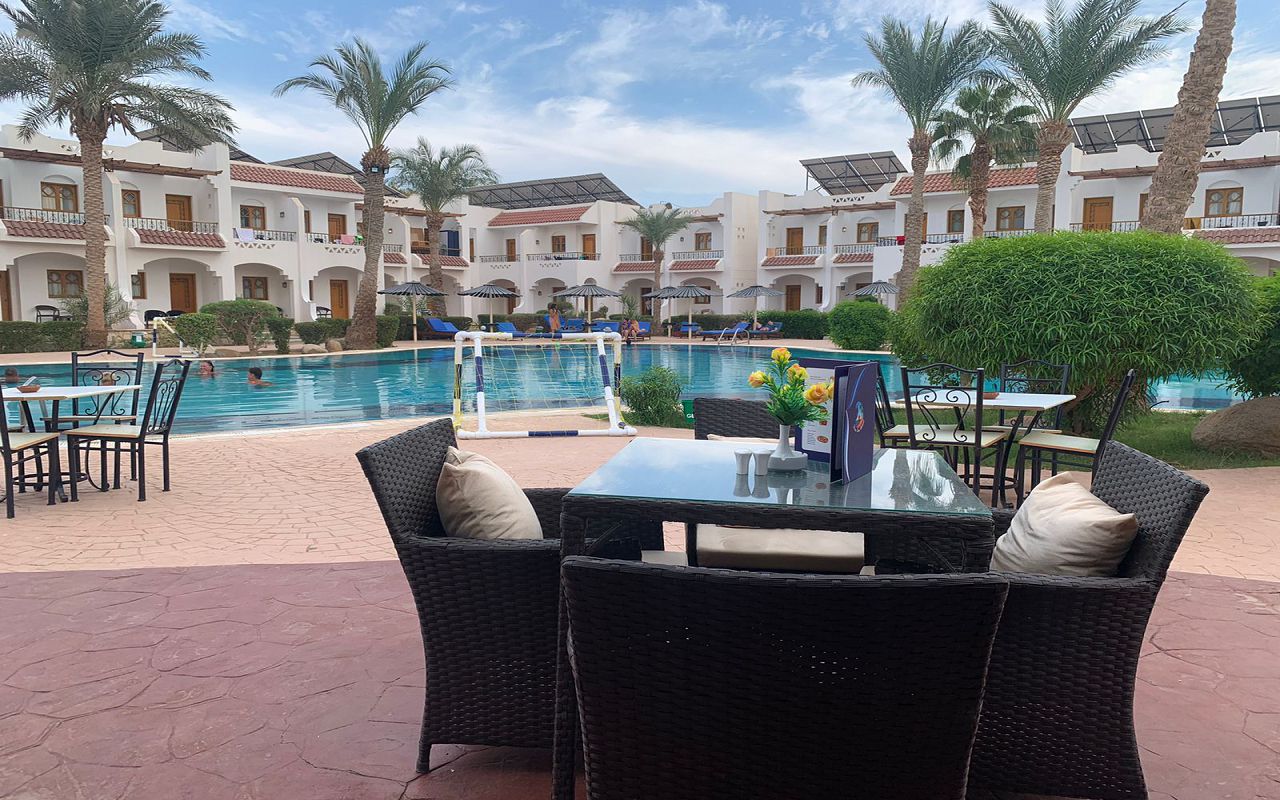 Dive Inn Resort 5