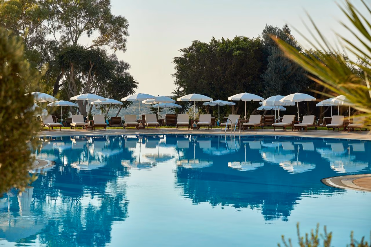 Grecian Park Hotel 6