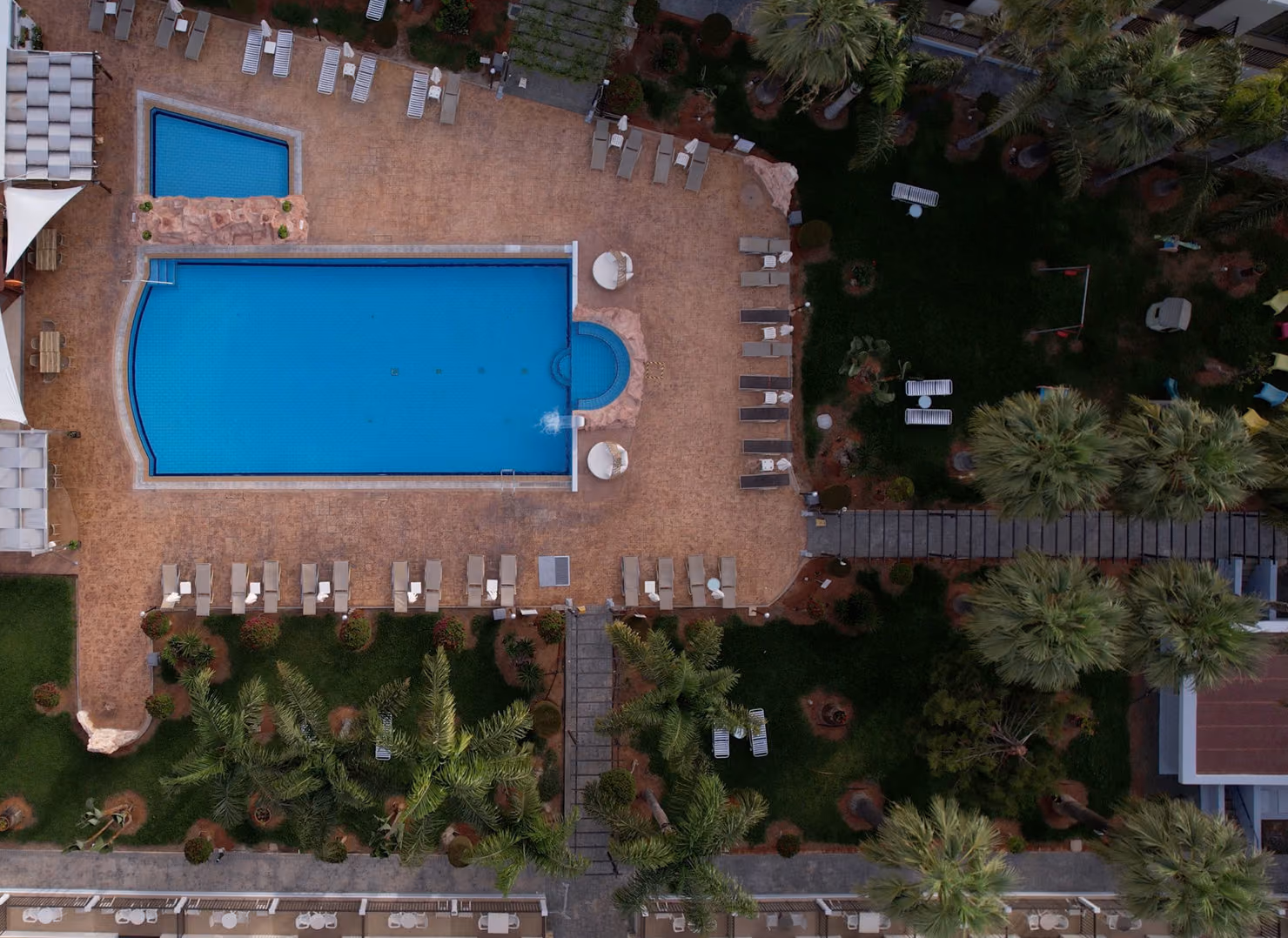 Loutsiana Hotel Apartments 5