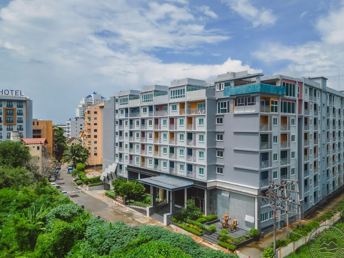 Elite Suite Patong 6