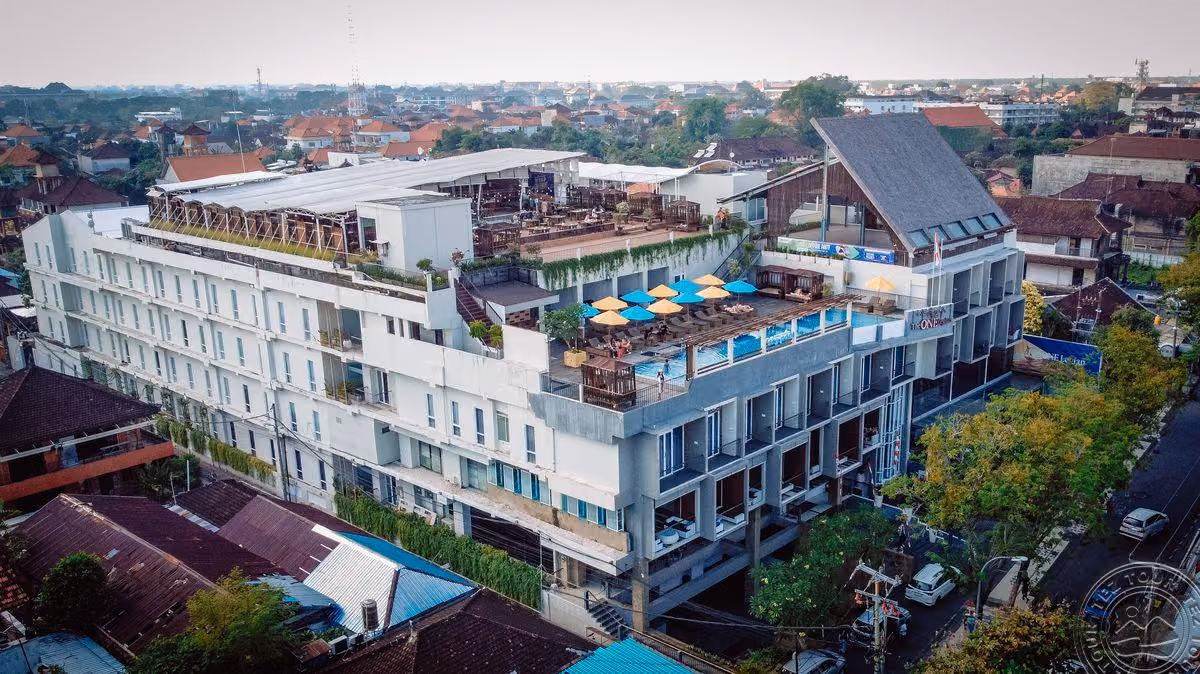 The One Legian 2