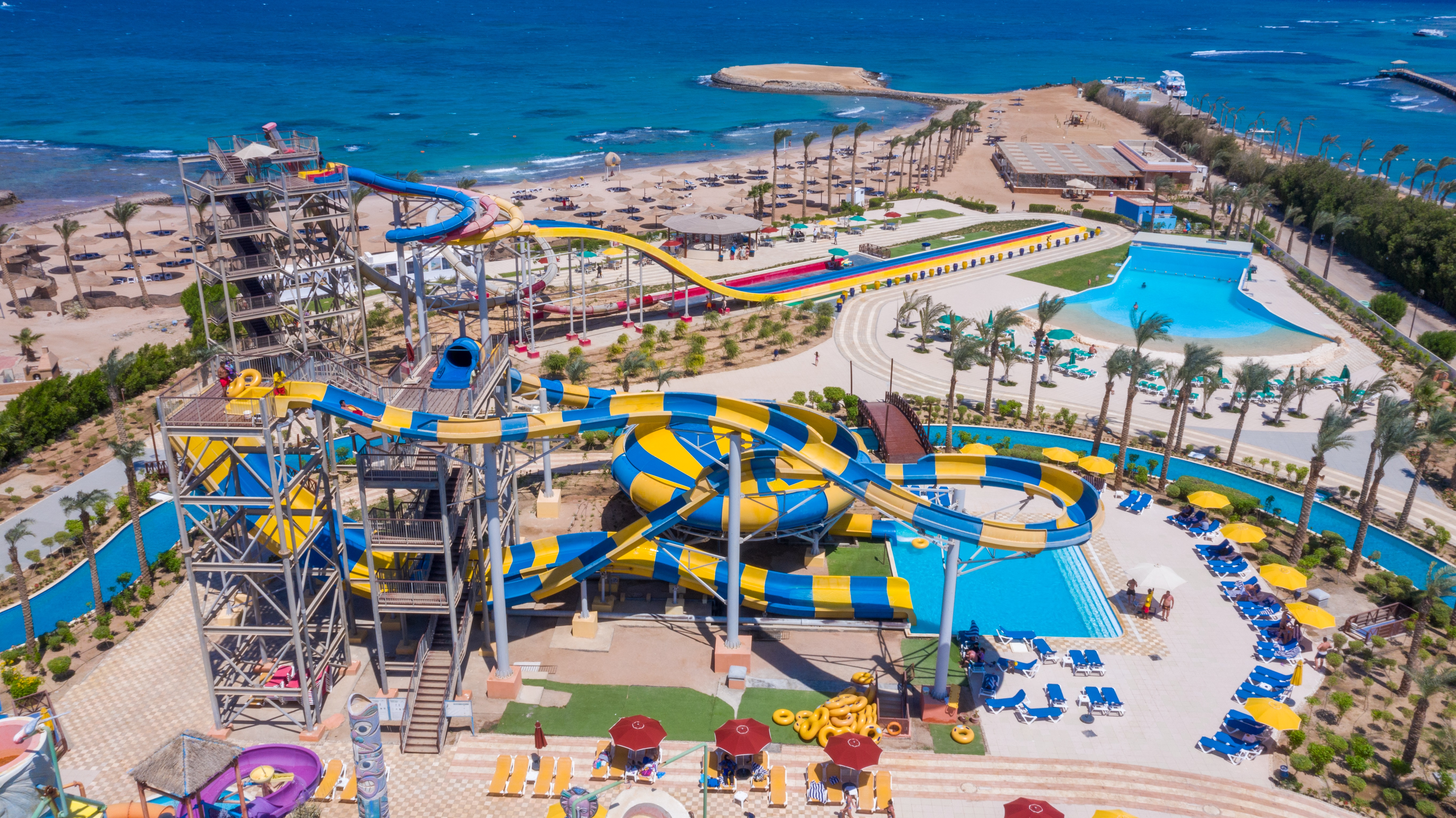 Blend Club Aqua Resort 3