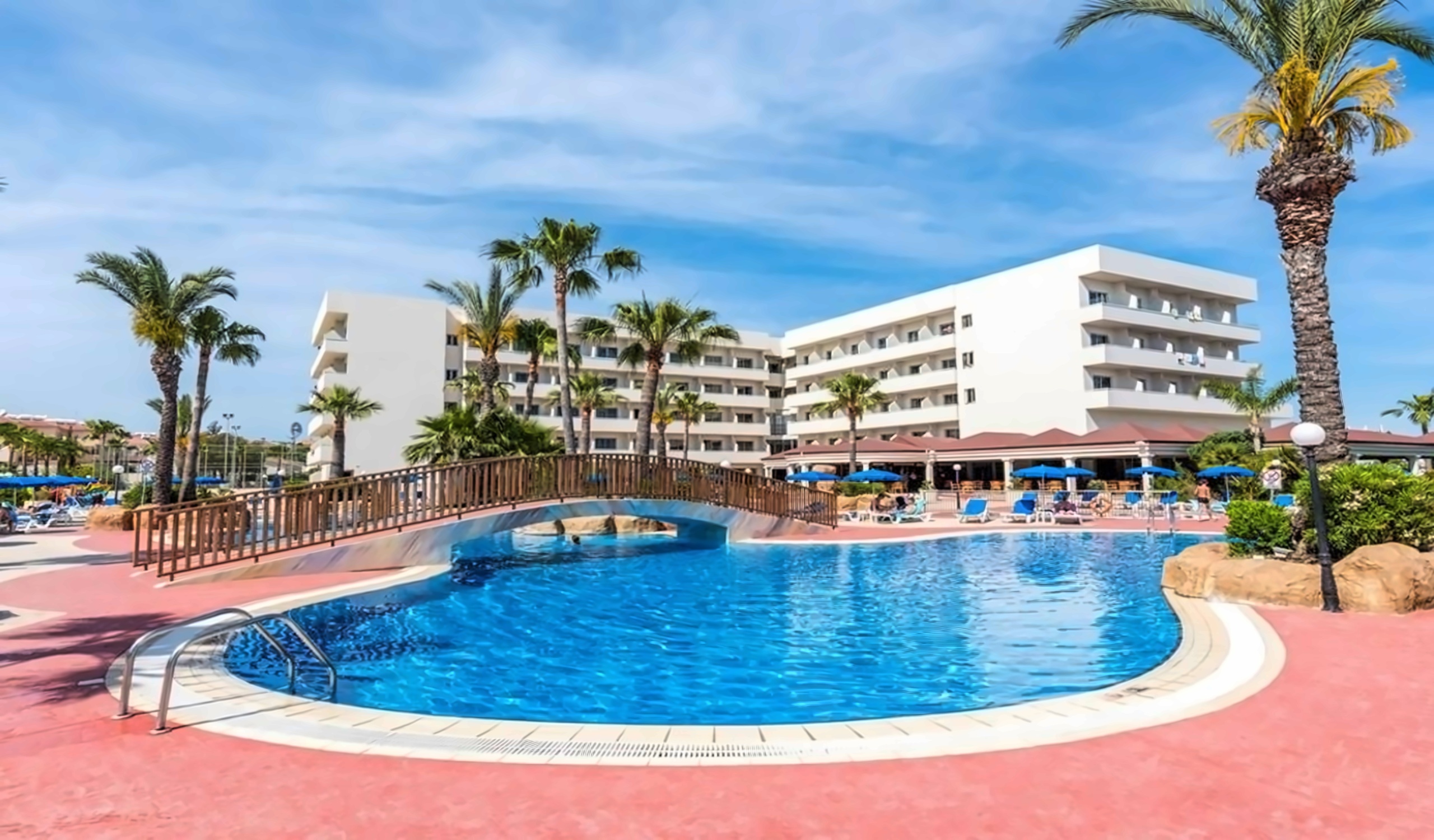 Nissiana Hotel & Bungalows 2