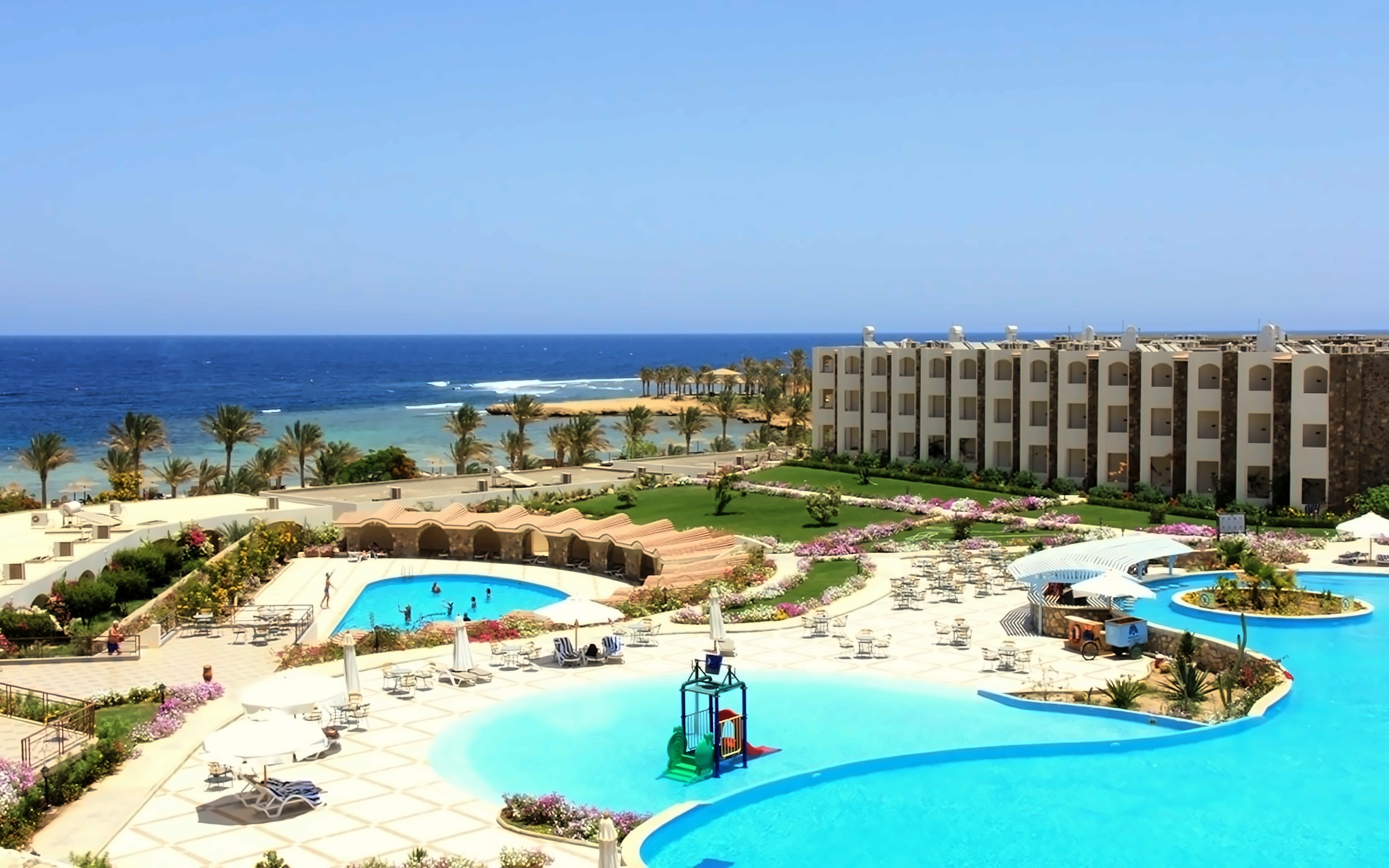 Royal Brayka Beach Resort 3