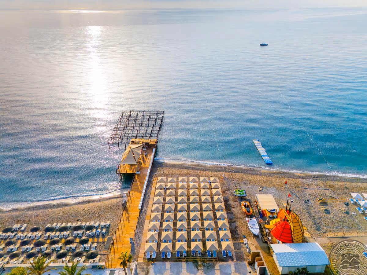 Rios Beach Hotel 3