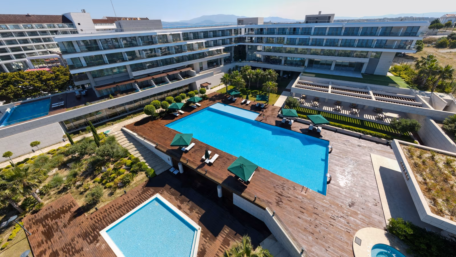 Onlive Deluxe Hotel 6
