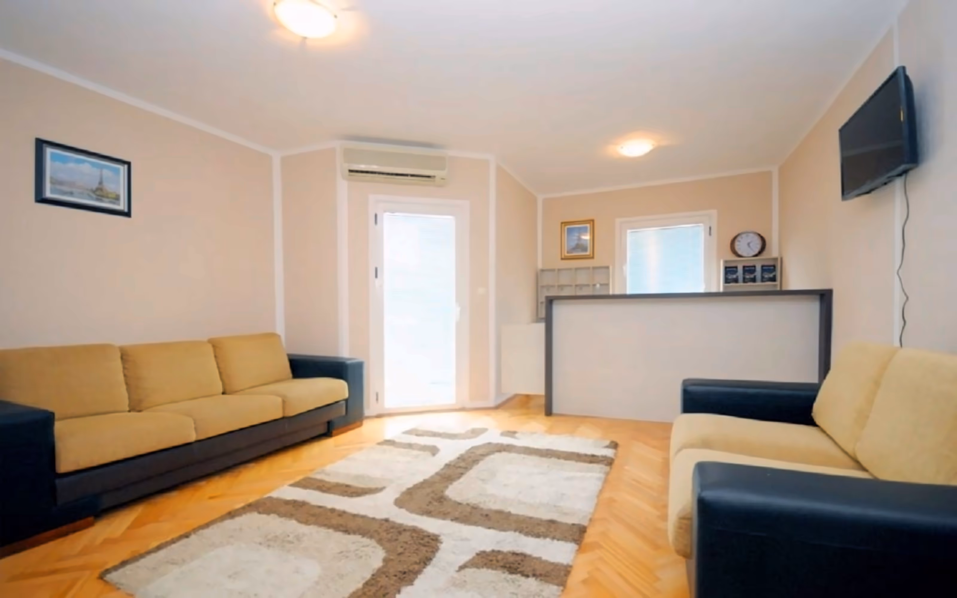 Apartments Siesta 4