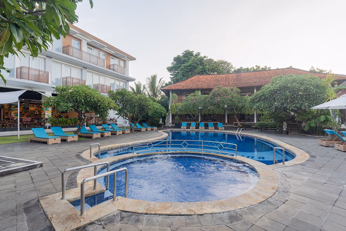 Kuta Beach Club 4