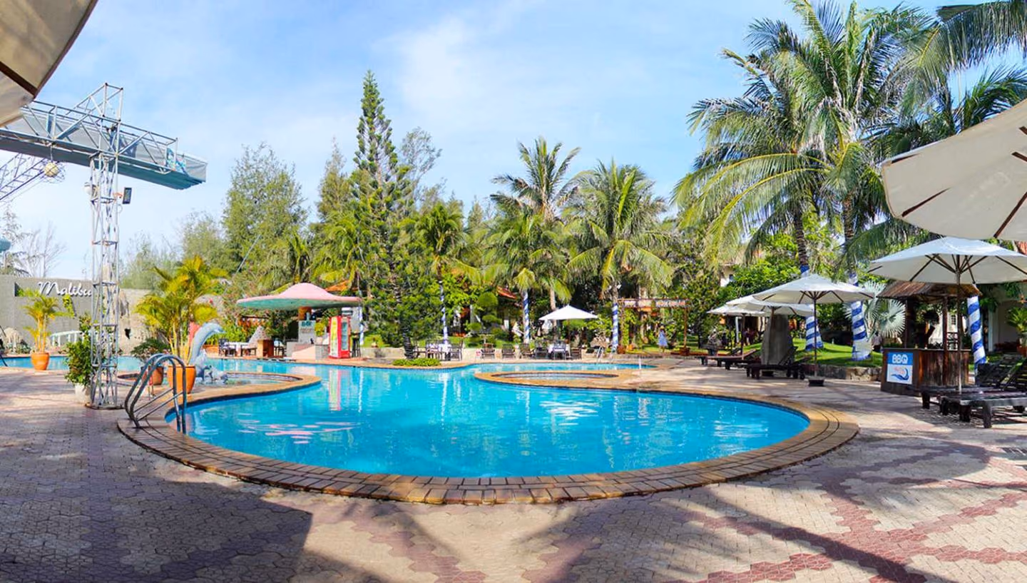 Malibu Resort 5
