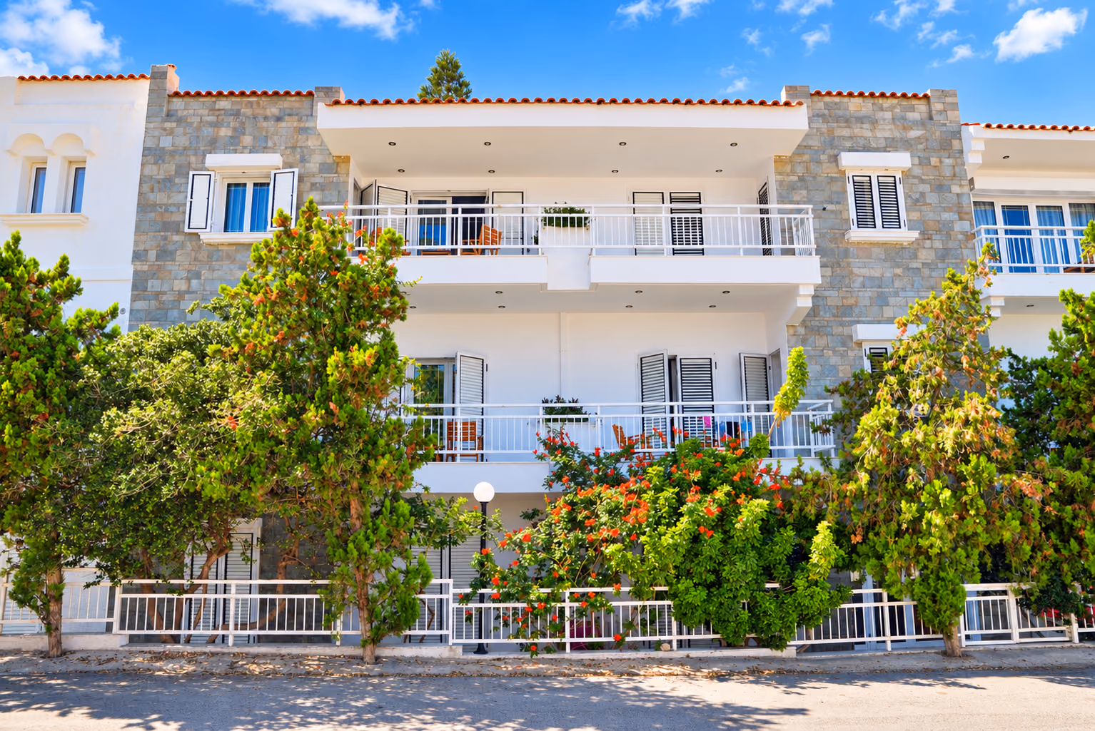 Anna Apartments 4