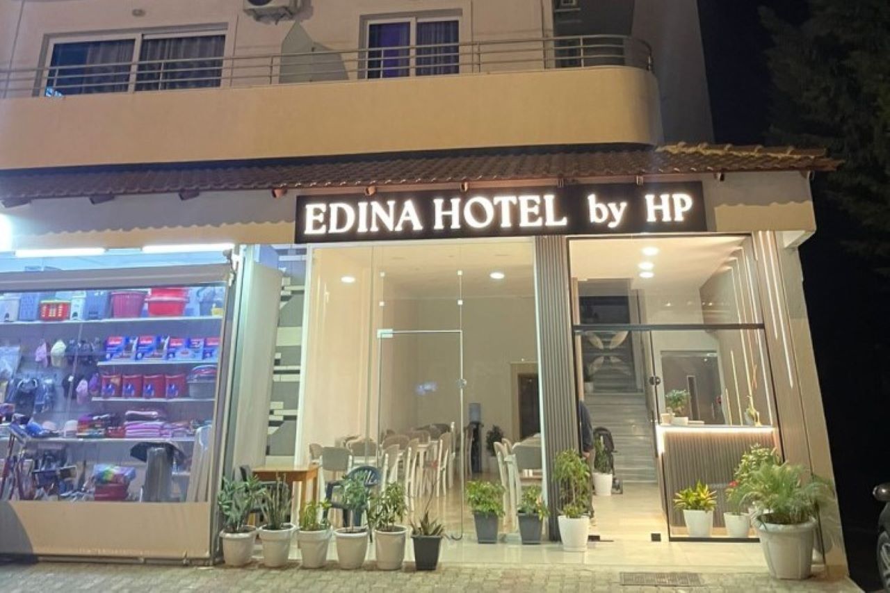 Edina by Hp Hotel 2