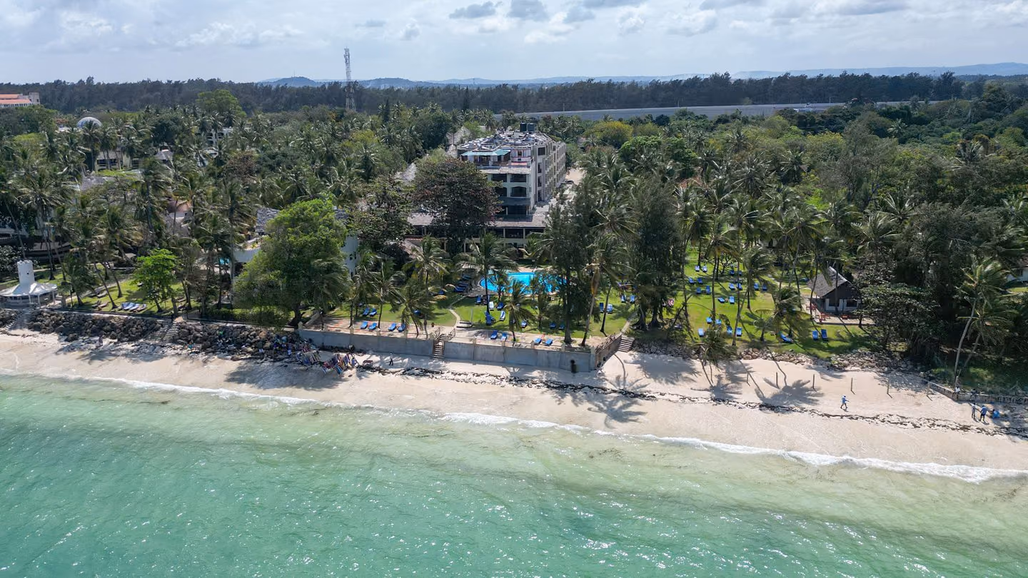 Neptune Beach Resort 4