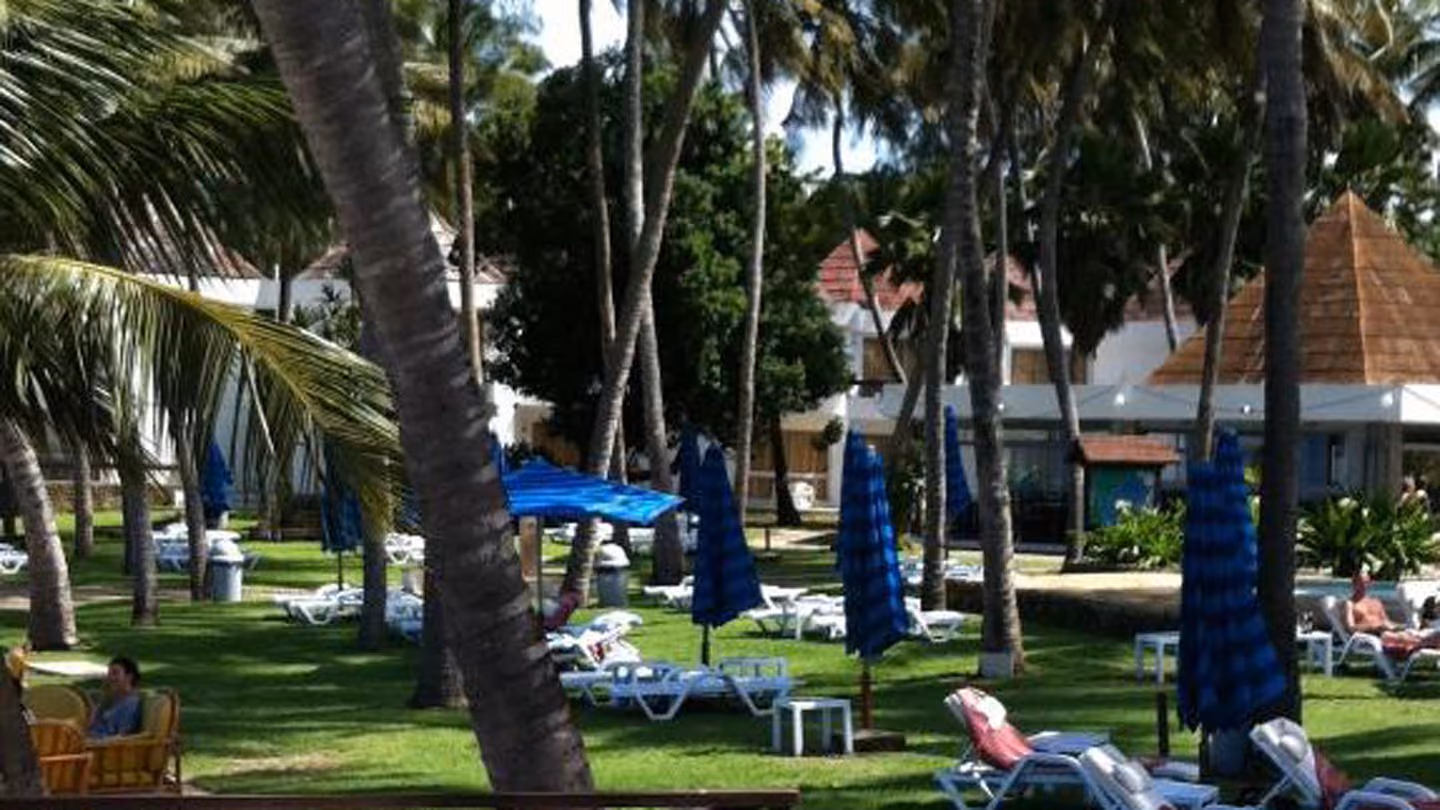 Kenya Bay Beach 6
