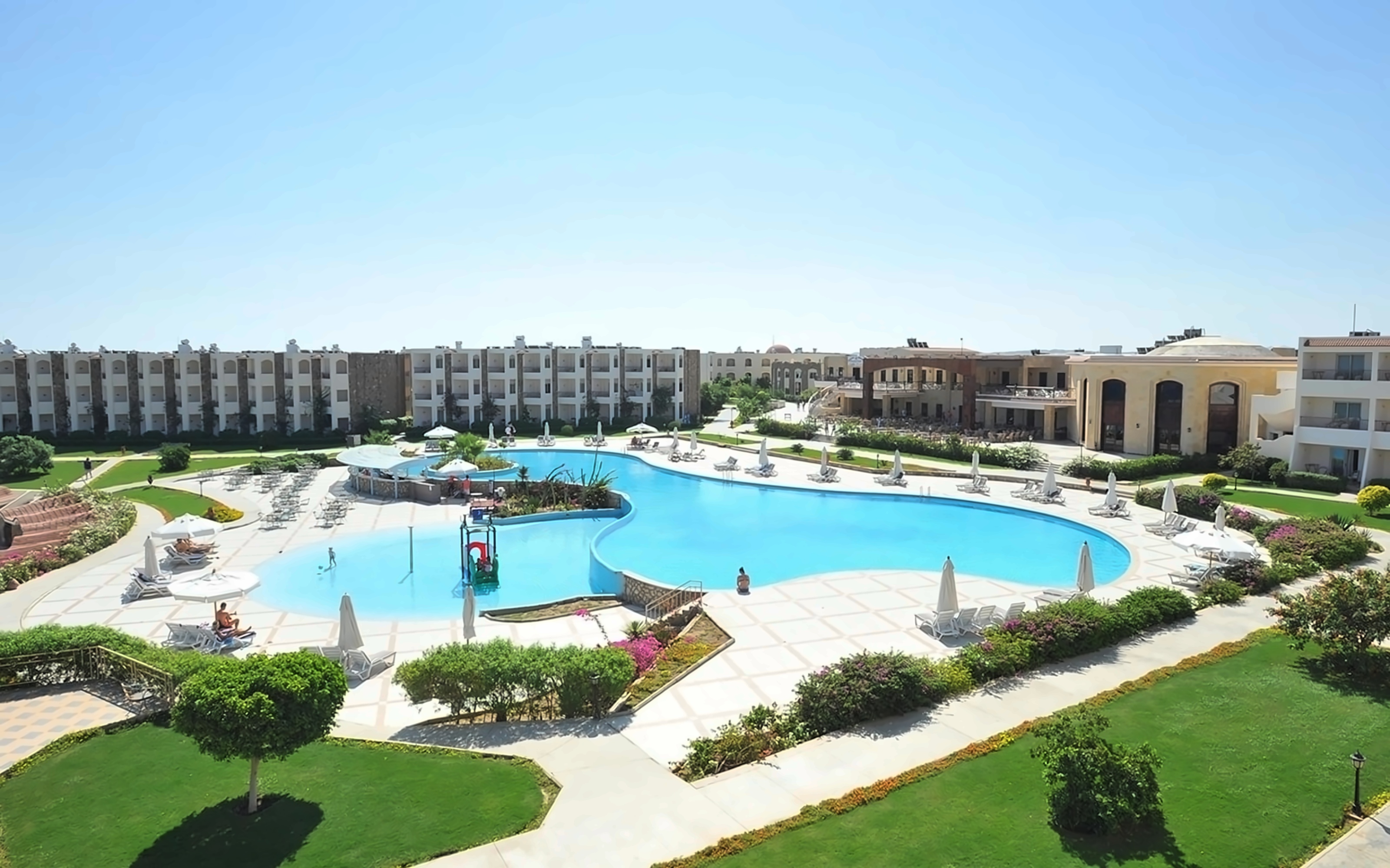 Royal Brayka Beach Resort 5