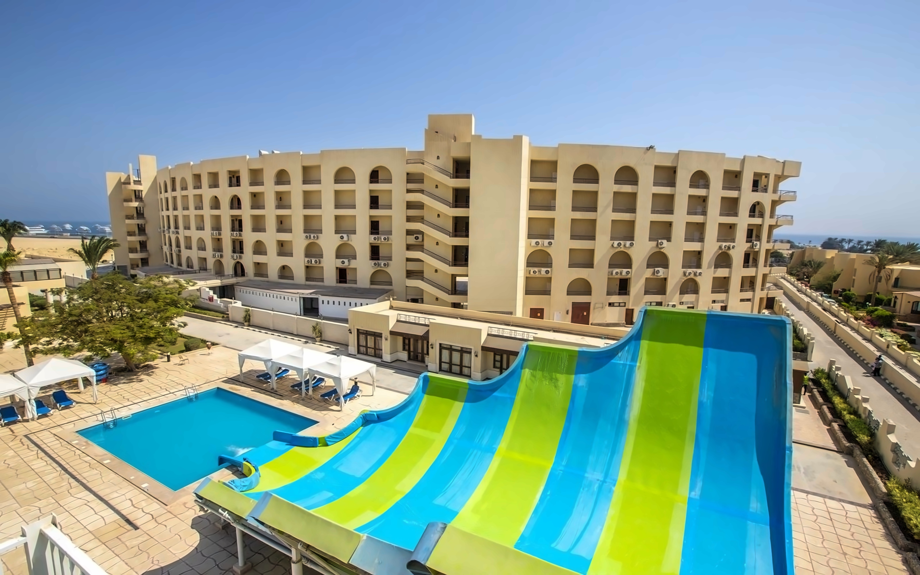 Sunny Days Mirette Family Aqua Park Resort (2nd line) 4
