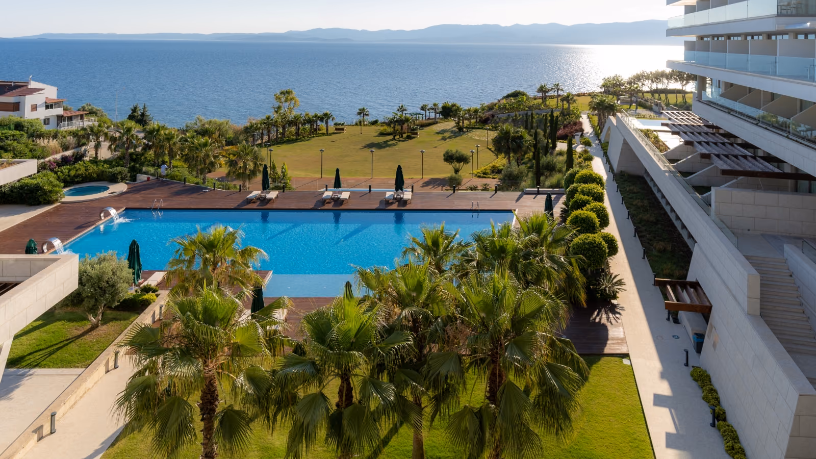 Onlive Deluxe Hotel 5