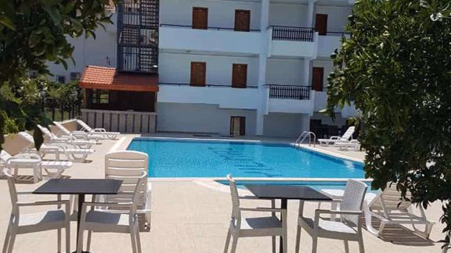 Elijah Hotel 2