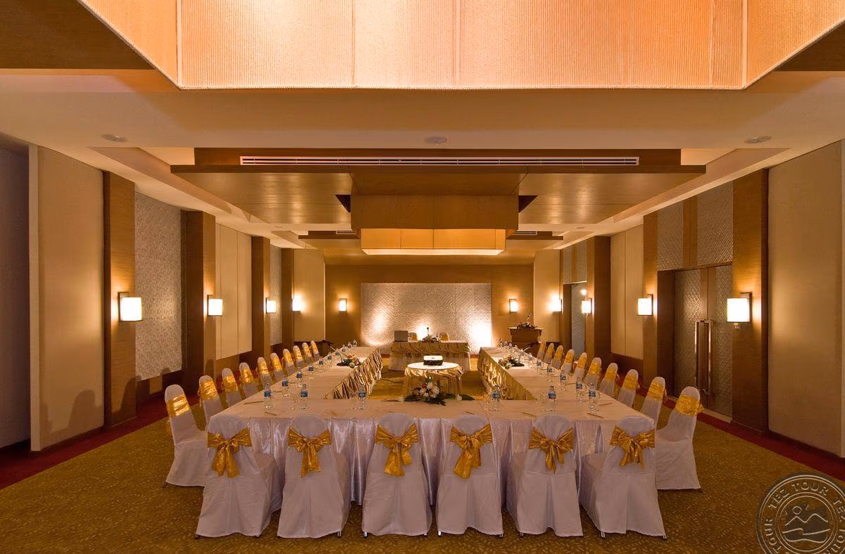 Peach Blossom Resort 4