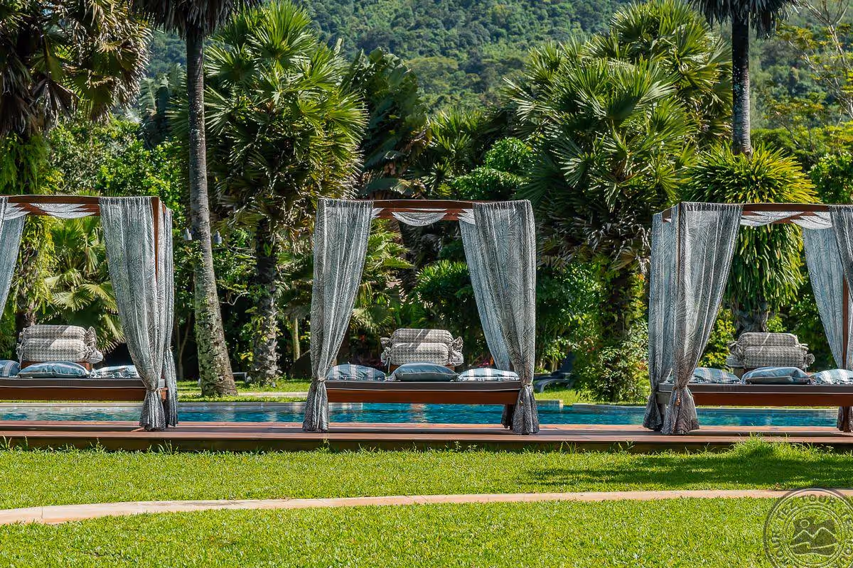 Naithonburi Beach Resort 5