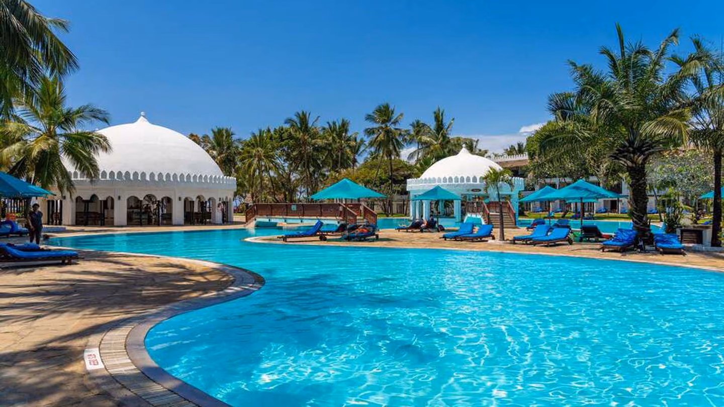 Southern Palms Beach Resort 4