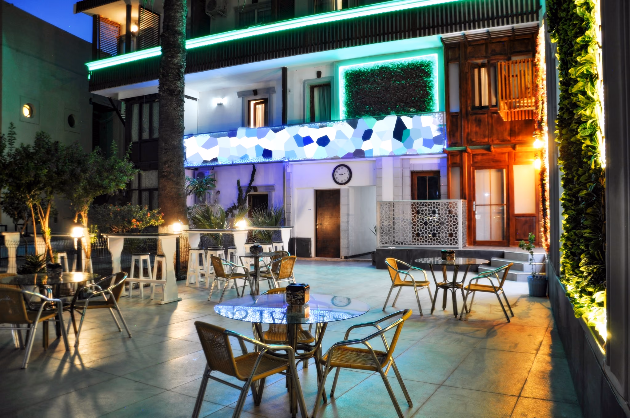 Hotel Bleu Nuit 5