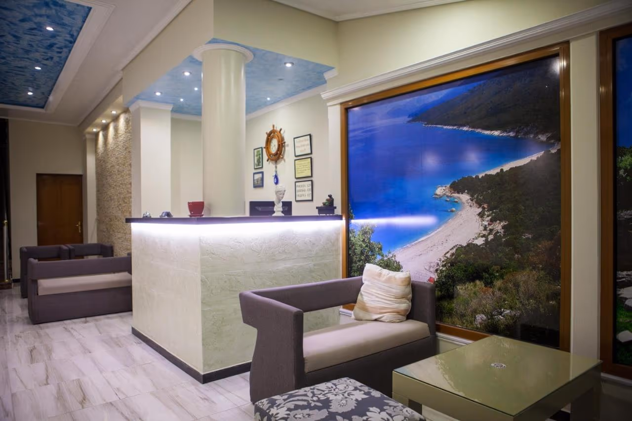 Pini Hotel 6