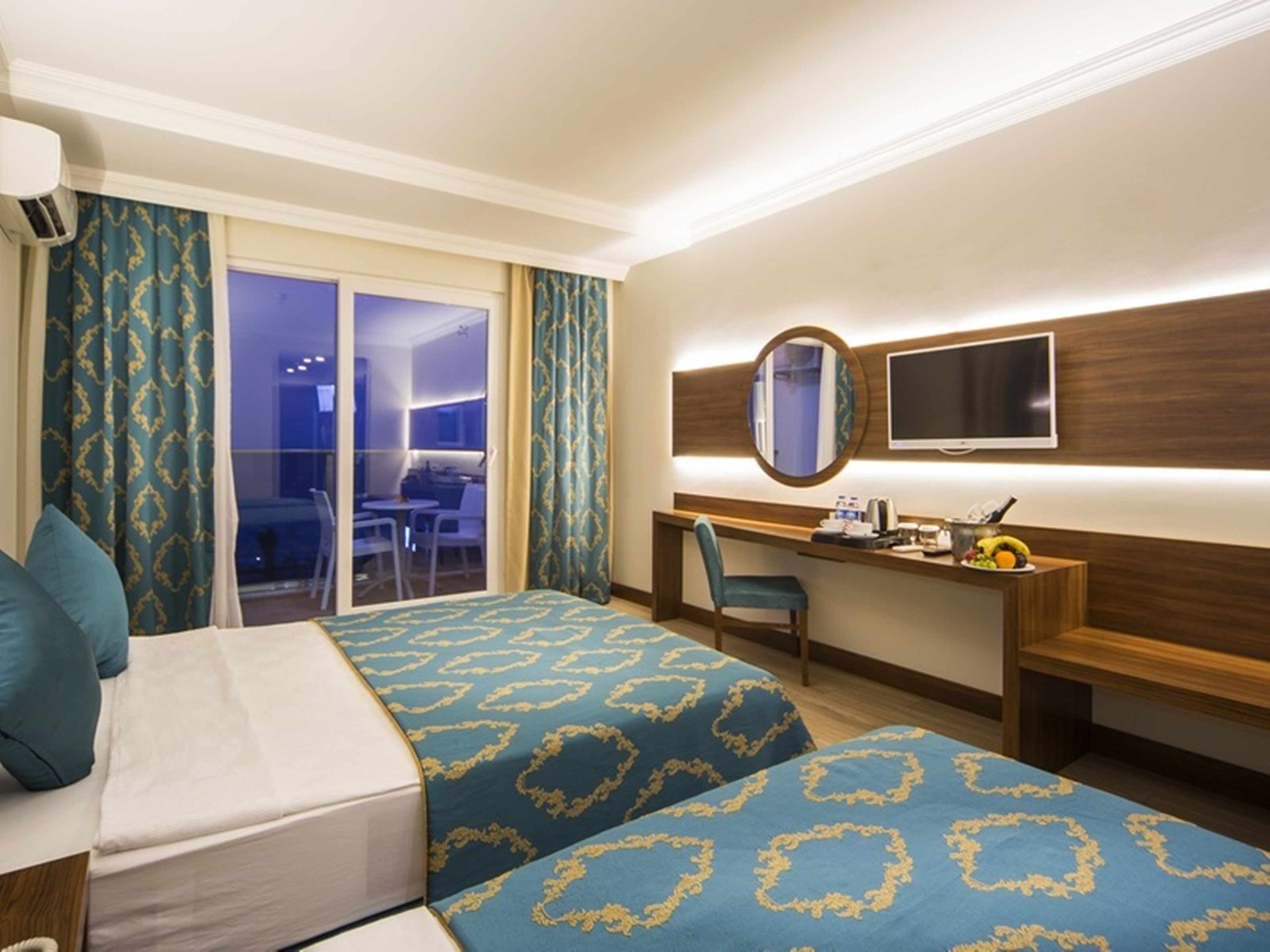 Coral Room 1