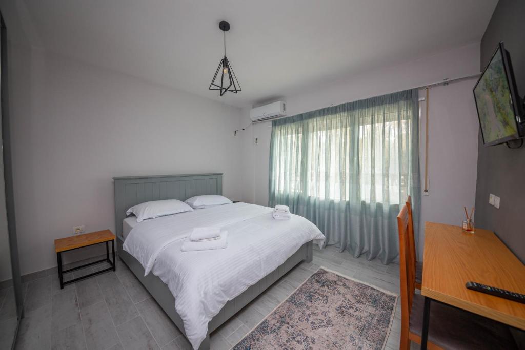 Room Double Window Side Sea View 1