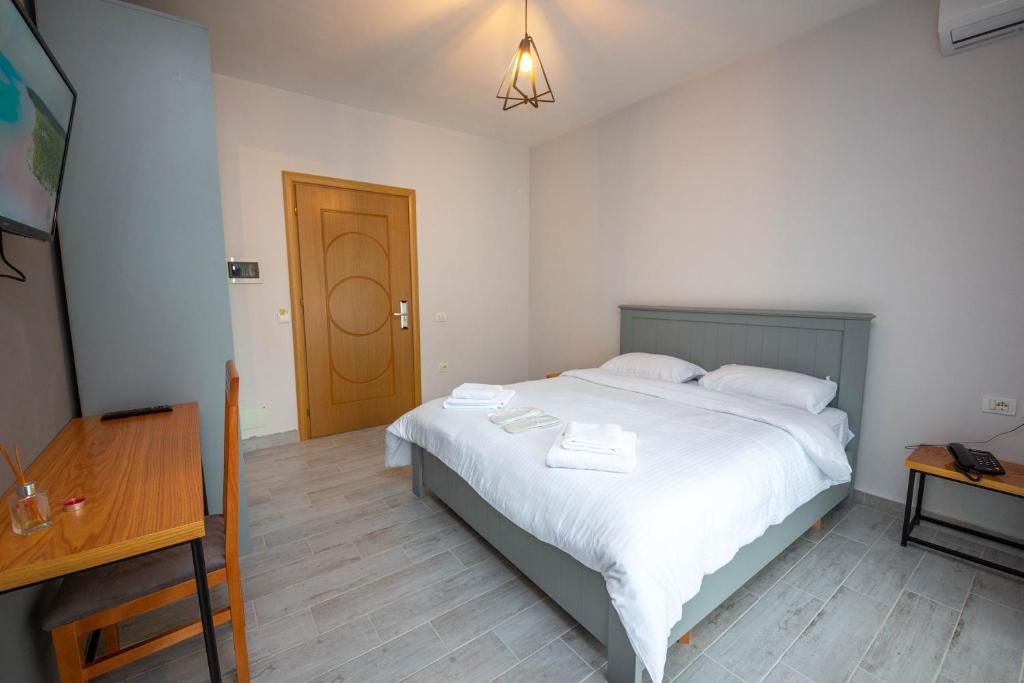 Room Double With Balcony Sea view 3