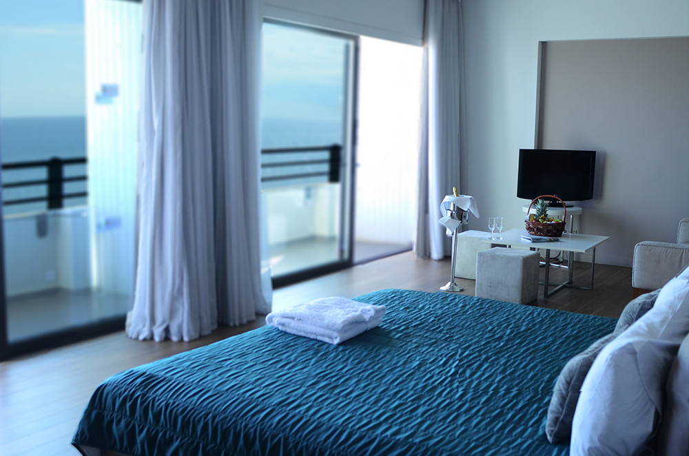 Superior Room Side Sea View 3