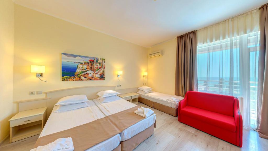 Triple Room 2