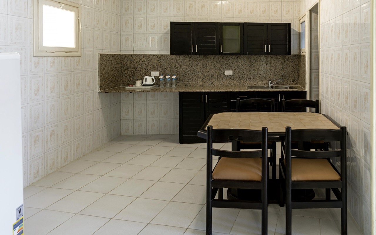 Family 2 Bedroom 4
