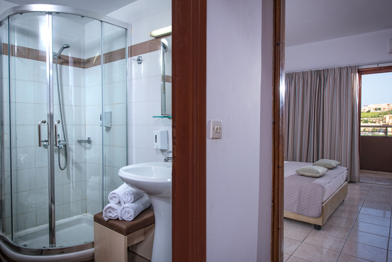 Family 2 Bedroom Sea View Annex Building 2