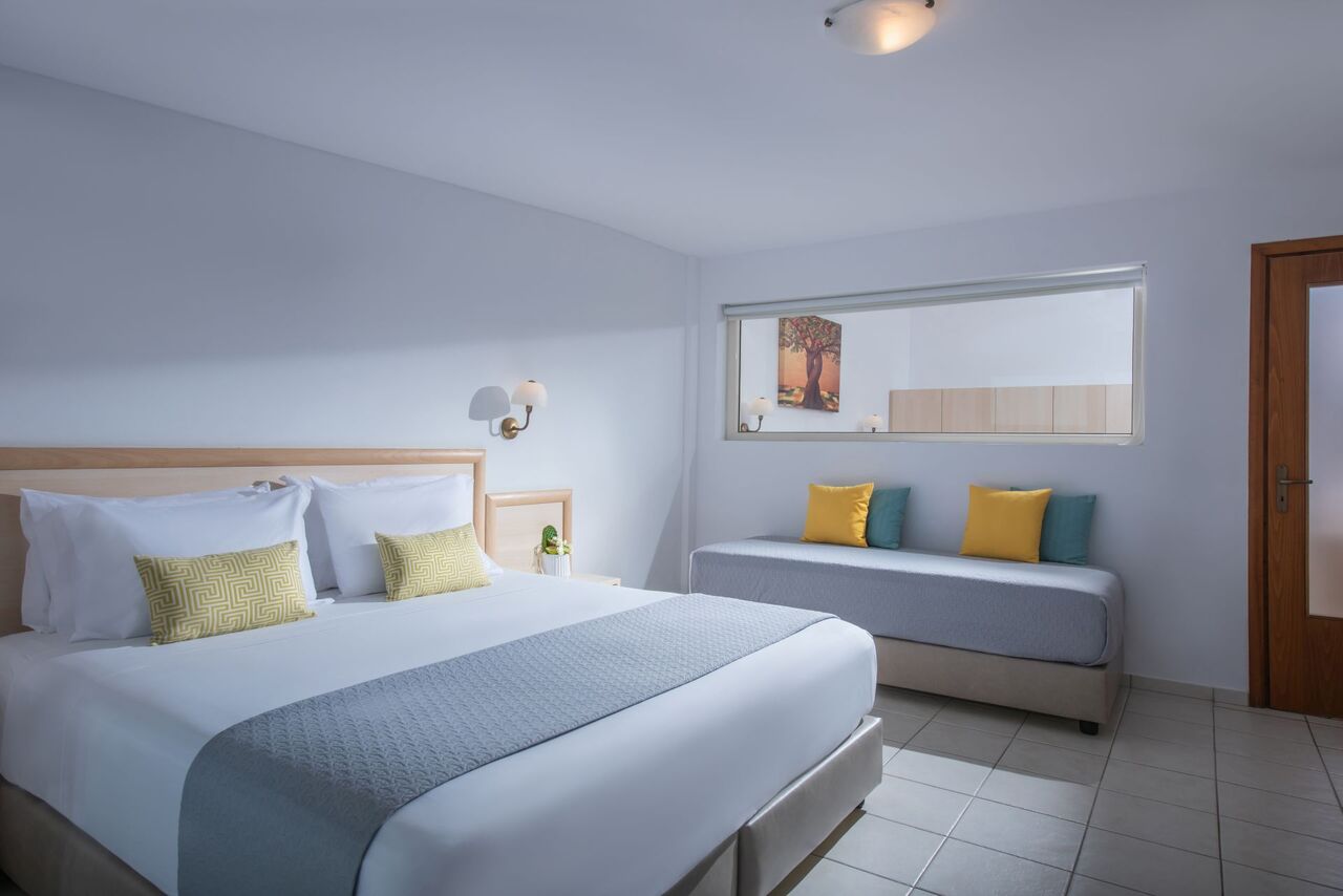 Family Suite 2 Bedroom Sea View with Outdoor Jacuzzi Main Buiding 2