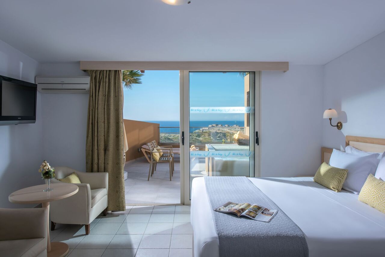 Family Suite 2 Bedroom Sea View with Outdoor Jacuzzi Main Buiding 1