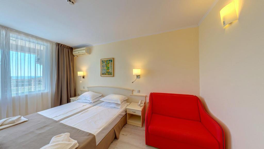 Double Room Sea View 4