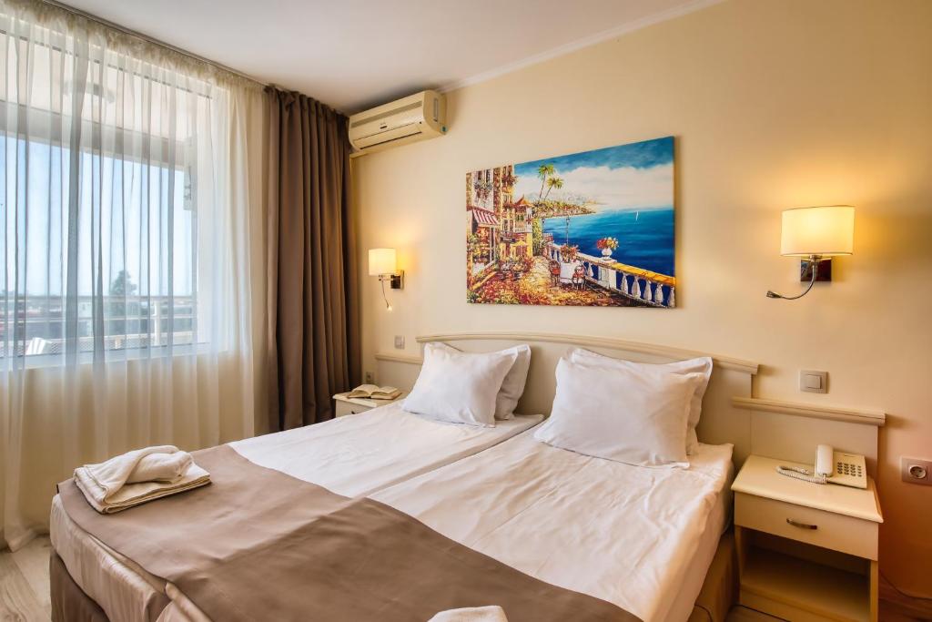 Double Room Park View 2