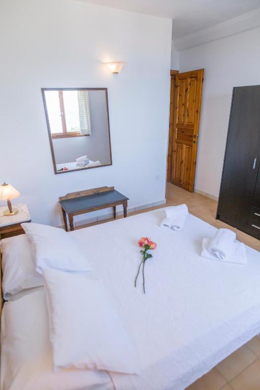 Apartment 2 Bedroom with Sea View 1