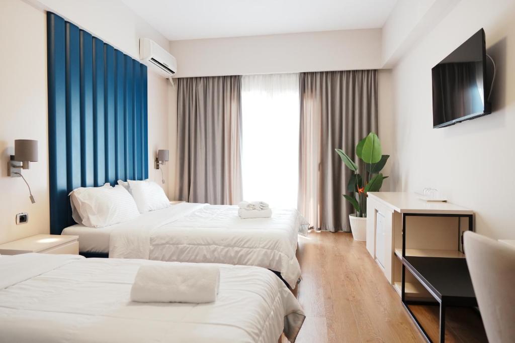 Triple Room With Balcony 4