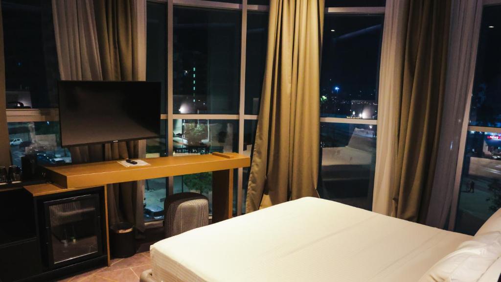 Superior Sea View 3